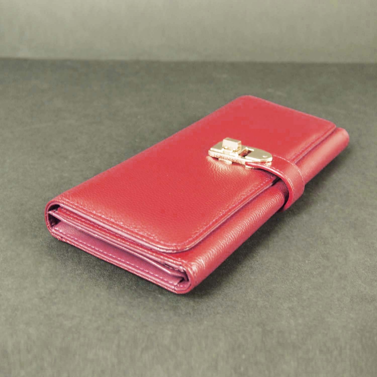 Butterfield Gussie Wallet Front View