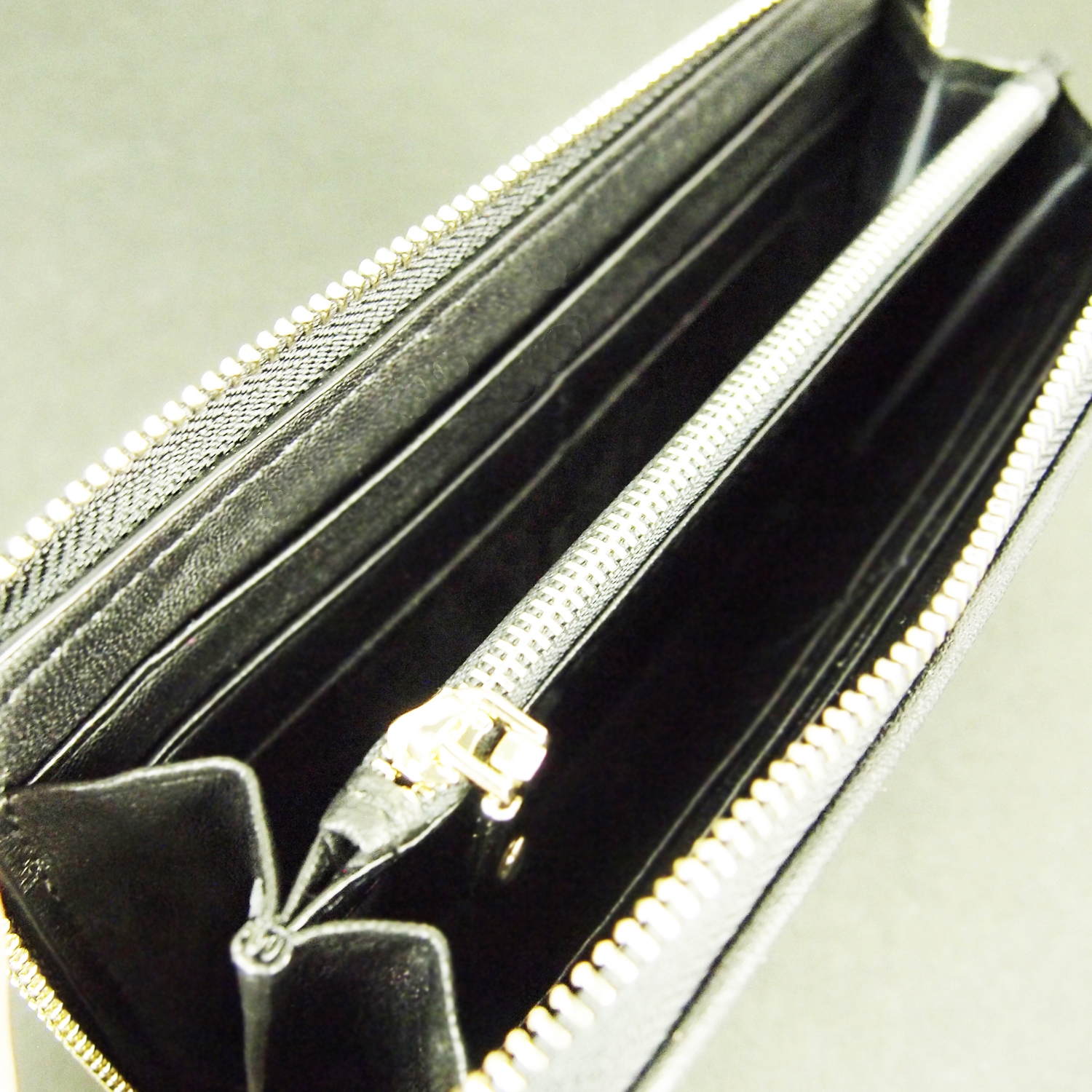 Modern Heritage Natty Woven Lamb Leather Wallet  Bottom View